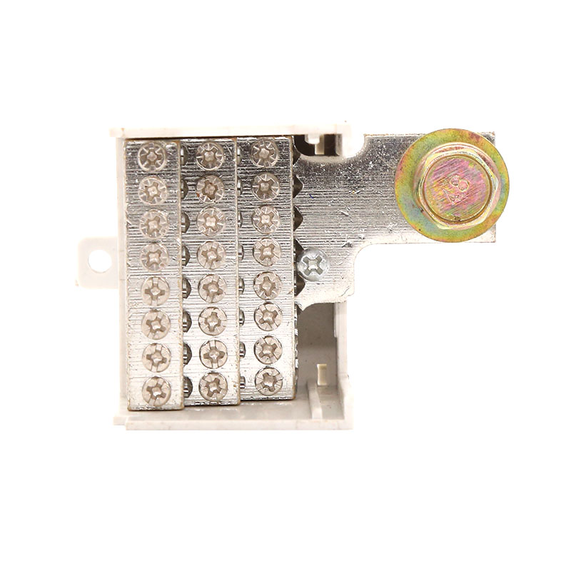 16050202 空開(kāi)NB16-50右組合一進(jìn)二十四出